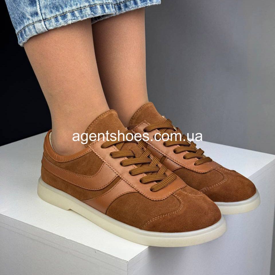 Рыжие анатомические кроссовки из натуральной замши | Купить в Agent Shoes